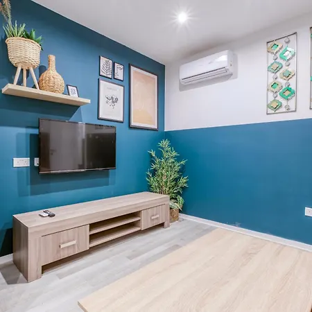 Modern Paceville With Wifi & Ac By 360 Estates Apartment *