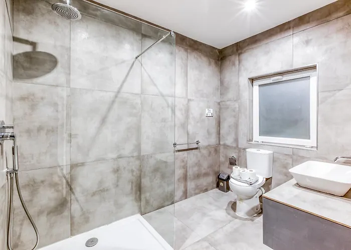 Apartment Modern Paceville With Wifi & Ac By 360 Estates