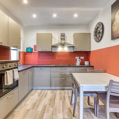 Paceville Penthouse + Terrace & Vibes Saint Julian's