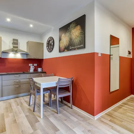 Apartmán Paceville Penthouse + Terrace & Vibes
