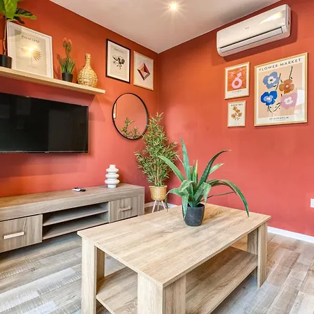 Paceville Penthouse + Terrace & Vibes *