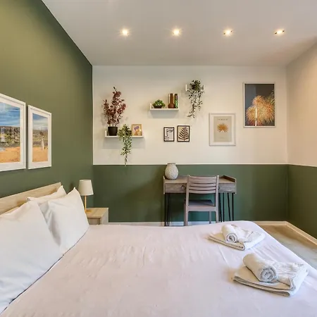 Paceville Penthouse + Terrace & Vibes Apartmán