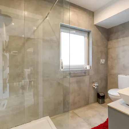 Apartamento Modern Paceville With Wifi & Ac By 360 Estates